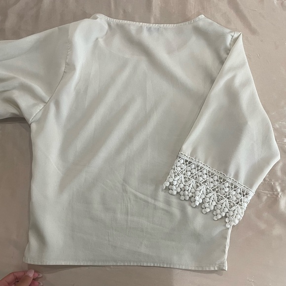 Tobi brand cream color blouse with lace sleeves - Picture 3 of 6